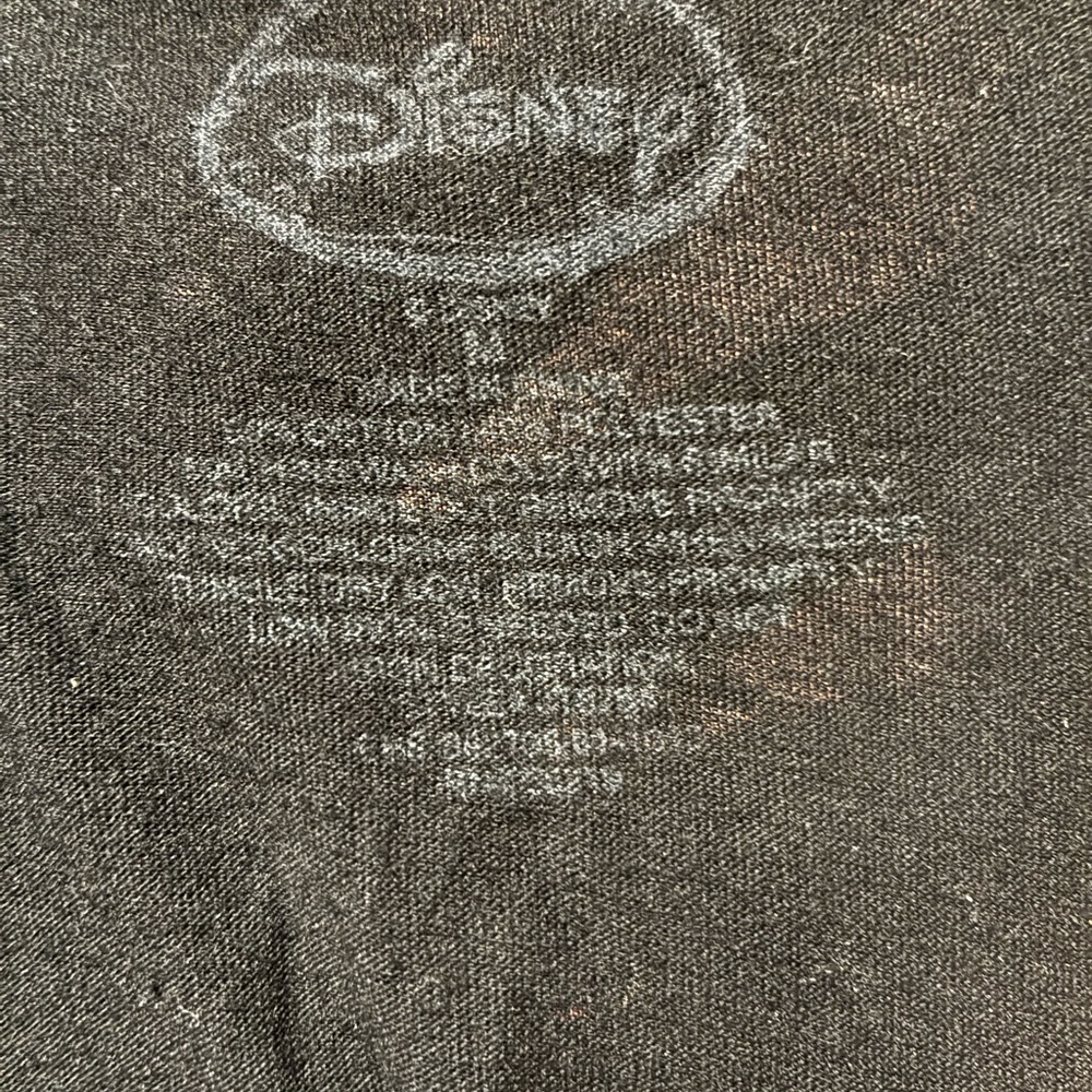 Disney ~ Graphic T-Shirt - Picture 2 of 2